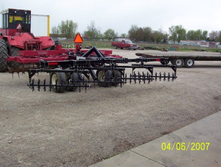 15' Gen-Till II™ Aerator with Genesis Tillage™ Rotary Harrow